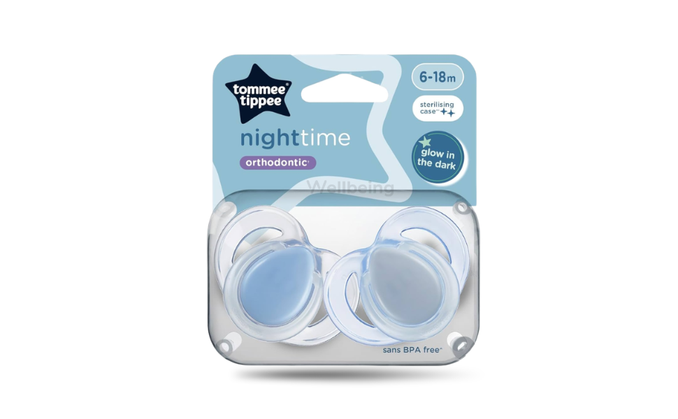 WB New Image (970 x 600 px) - 2026-09-16T130015.027 Tommee Tippee Nighttime Soother, 6-18 months, 2 pack of Glow in the Dark Pacifiers - Image 1